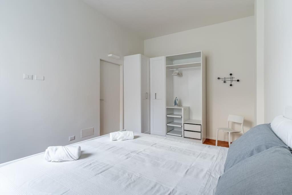 Giorgina's One Bedroom 20 Minuts Walking To Duomo Appartement Milan