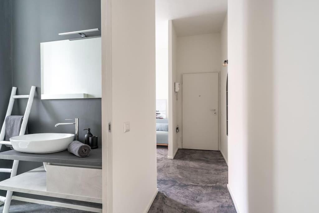 Giorgina's One Bedroom 20 Minuts Walking To Duomo Appartement